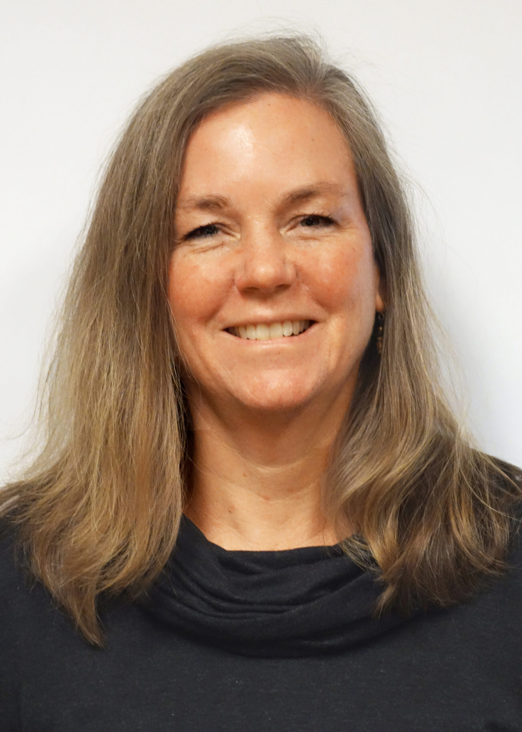 Headshot of Cara Towle